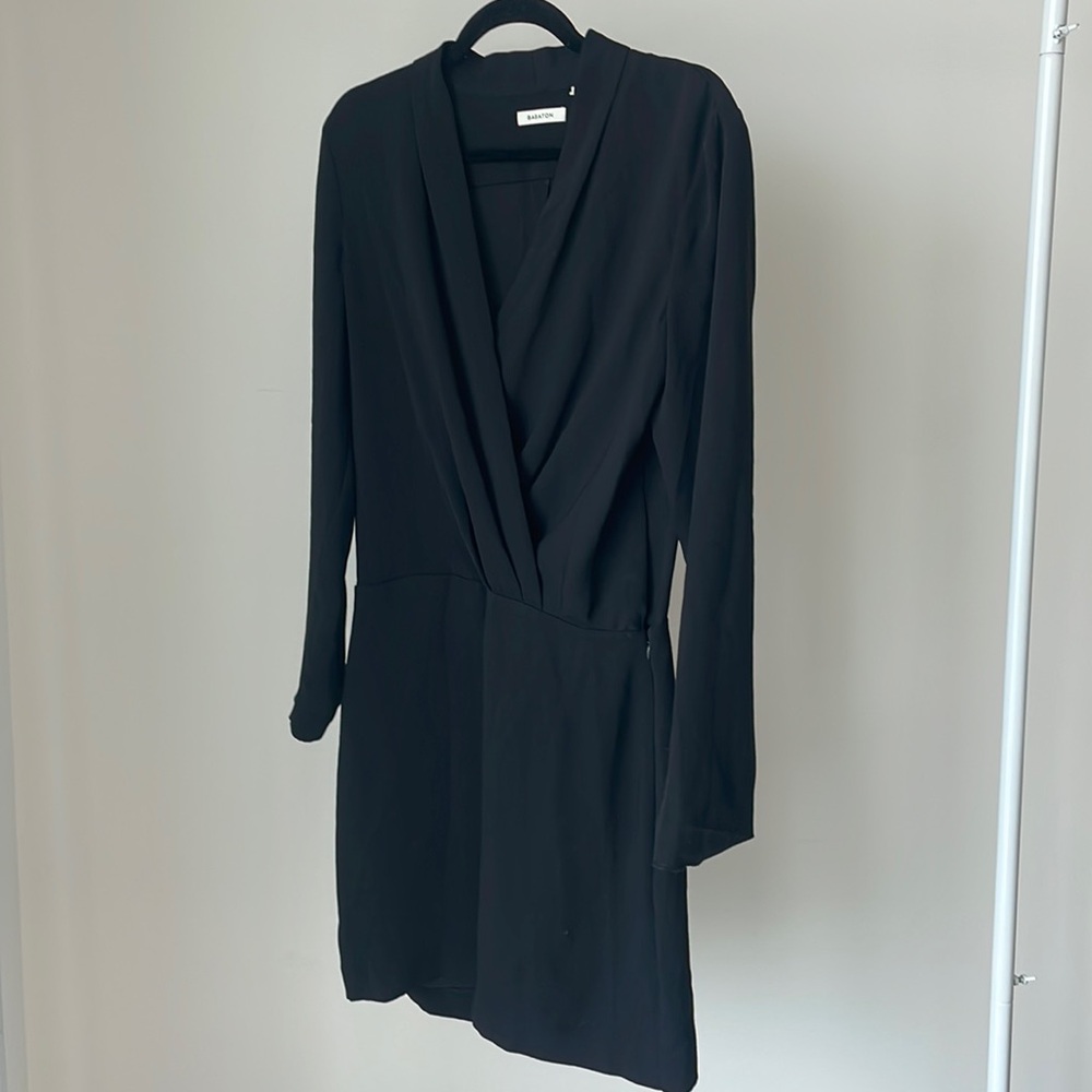 Aritzia Babaton black long sleeve dress Size 8